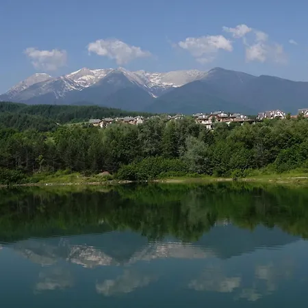 19 Rose 假日公园 班斯科